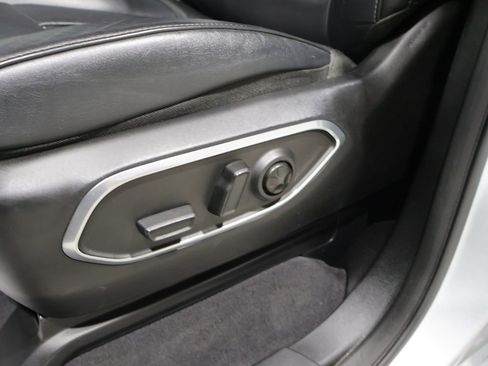 Used 2024 Jeep Wagoneer Series II AWD/4WD image 11