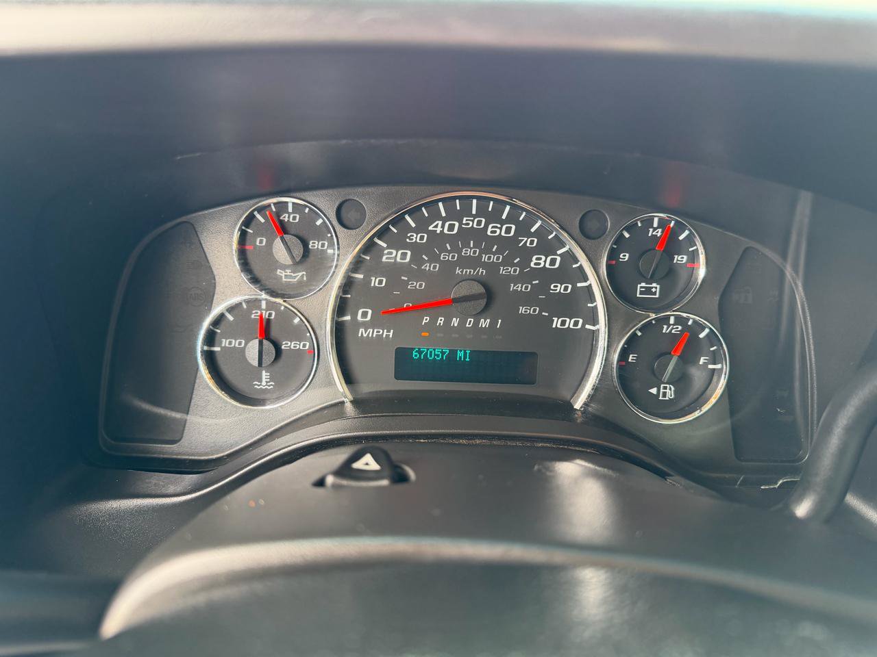 Used 2019 Chevrolet Express 3500 w/ Power Convenience Package RWD image 12