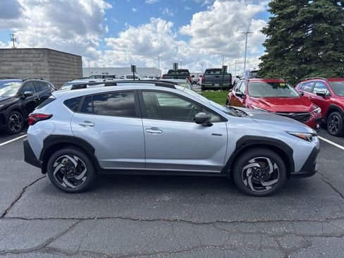 New 2026 Subaru Crosstrek 2.5i Limited AWD/4WD image 2