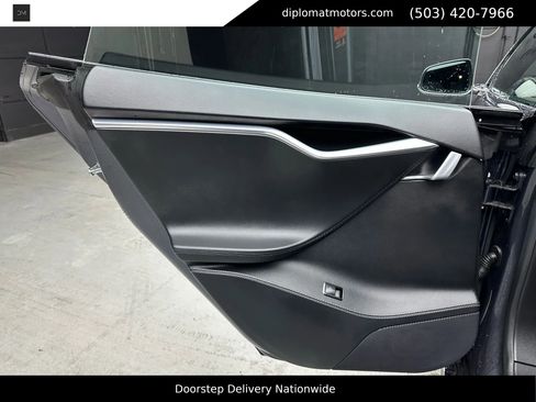 Used 2014 Tesla Model S P85D image 27
