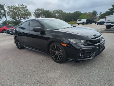 Used 2021 Honda Civic Sport image 2