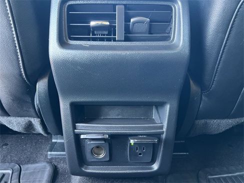 Used 2020 Ford Edge SEL w/ Convenience Package image 31