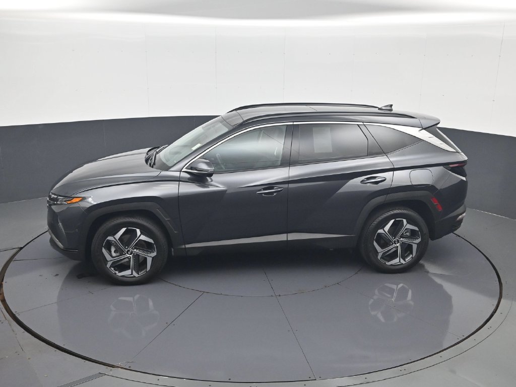 Certified 2023 Hyundai Tucson Limited AWD/4WD image 21