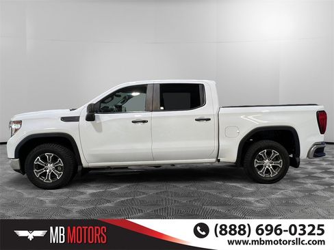 Used 2022 GMC Sierra 1500 Pro w/ Sierra Value Package image 8
