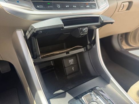 Used 2013 Honda Accord EX image 21