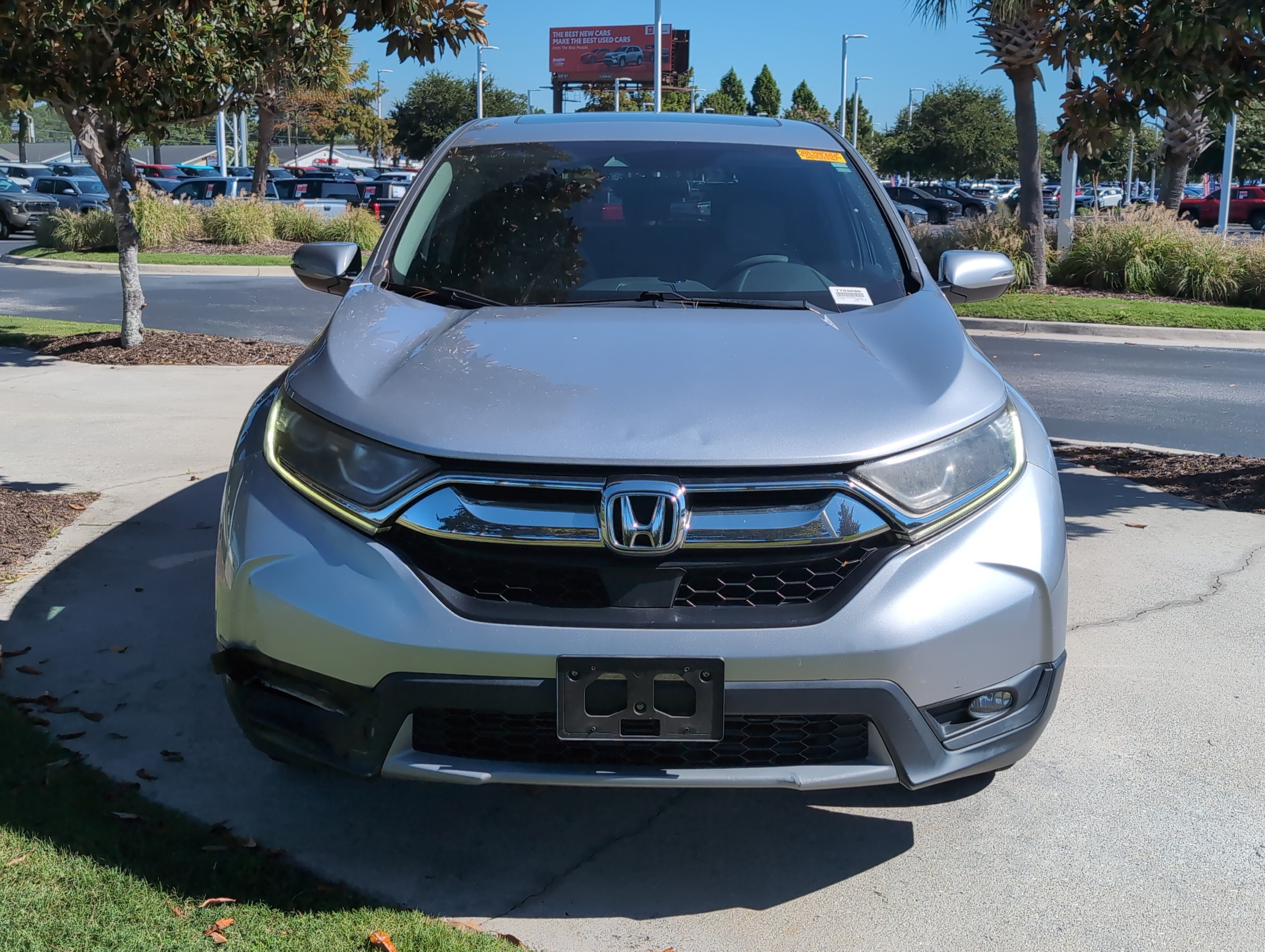 Used 2017 Honda CR-V EX image 3