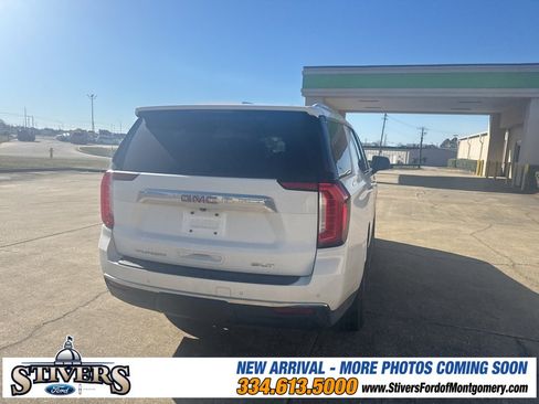 Used 2021 GMC Yukon SLT w/ SLT Luxury Plus Package image 16