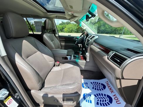 Used 2011 Lexus GX 460 Premium image 19