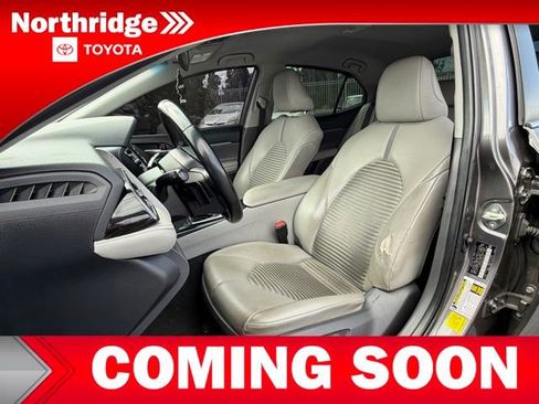 Used 2020 Toyota Camry SE w/ Carpet Mat Package FWD image 6