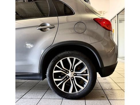 Used 2017 Mitsubishi Outlander Sport ES AWD/4WD image 11