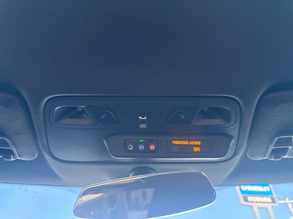 Used 2023 Chevrolet Camaro LT RWD image 22