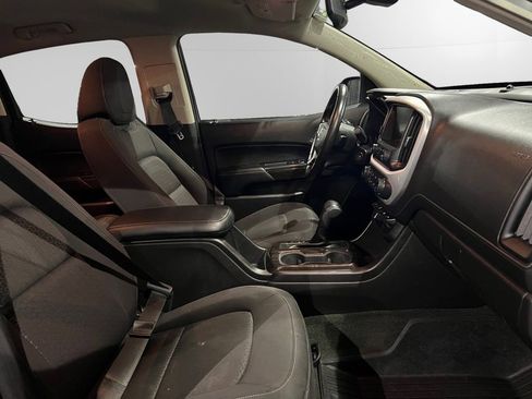 Used 2016 GMC Canyon SLE image 14