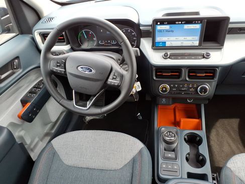 Used 2024 Ford Maverick XLT w/ XLT Luxury Package FWD image 17