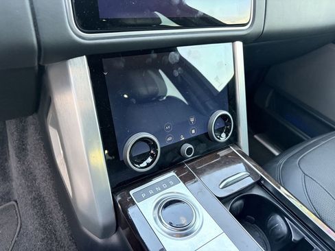 Used 2020 Land Rover Range Rover HSE AWD/4WD image 10