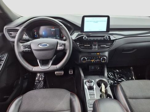 Used 2023 Ford Escape ST-Line image 12
