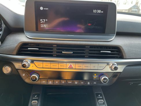 Used 2022 Kia Telluride EX w/ EX Premium Package image 18