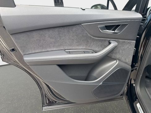 New 2026 Audi SQ7 Premium Plus AWD/4WD image 11