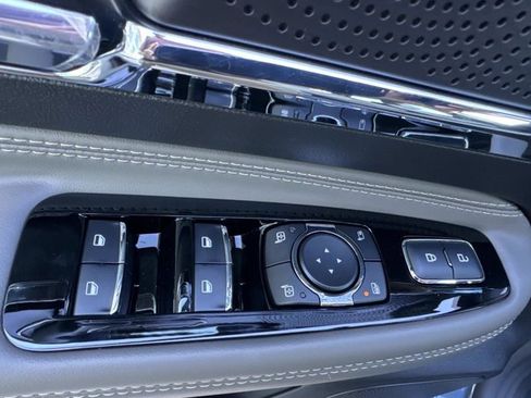 New 2026 Lincoln Corsair Premiere image 10