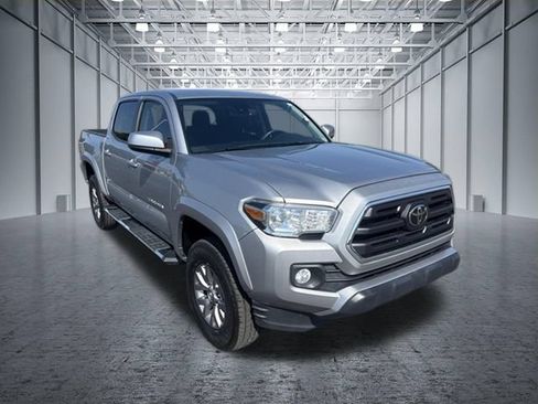 Used 2019 Toyota Tacoma SR5 RWD image 7