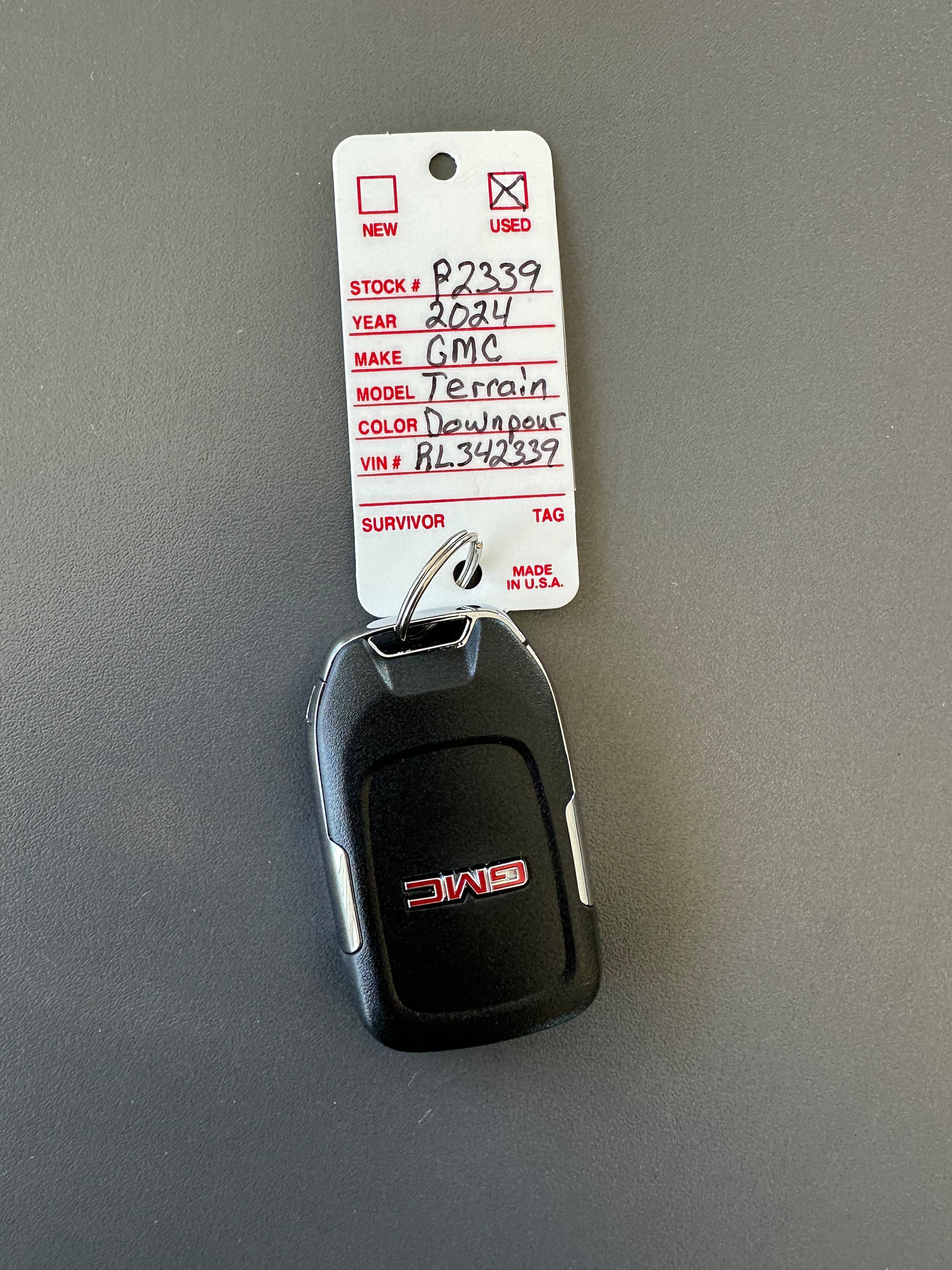 Used 2024 GMC Terrain SLT AWD/4WD image 30
