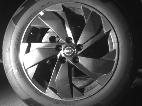 Used 2025 Nissan Rogue SV image 15