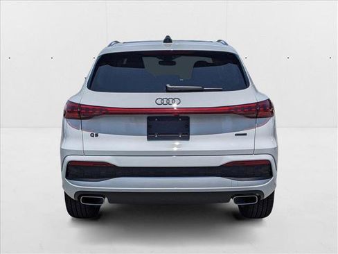 New 2025 Audi Q5 Premium Plus image 7