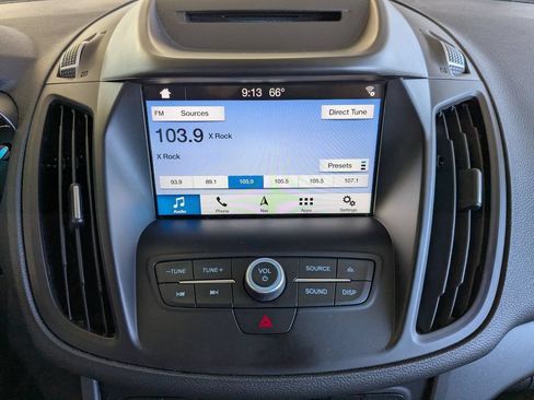 Used 2018 Ford Escape SE w/ SE SYNC Package FWD image 20