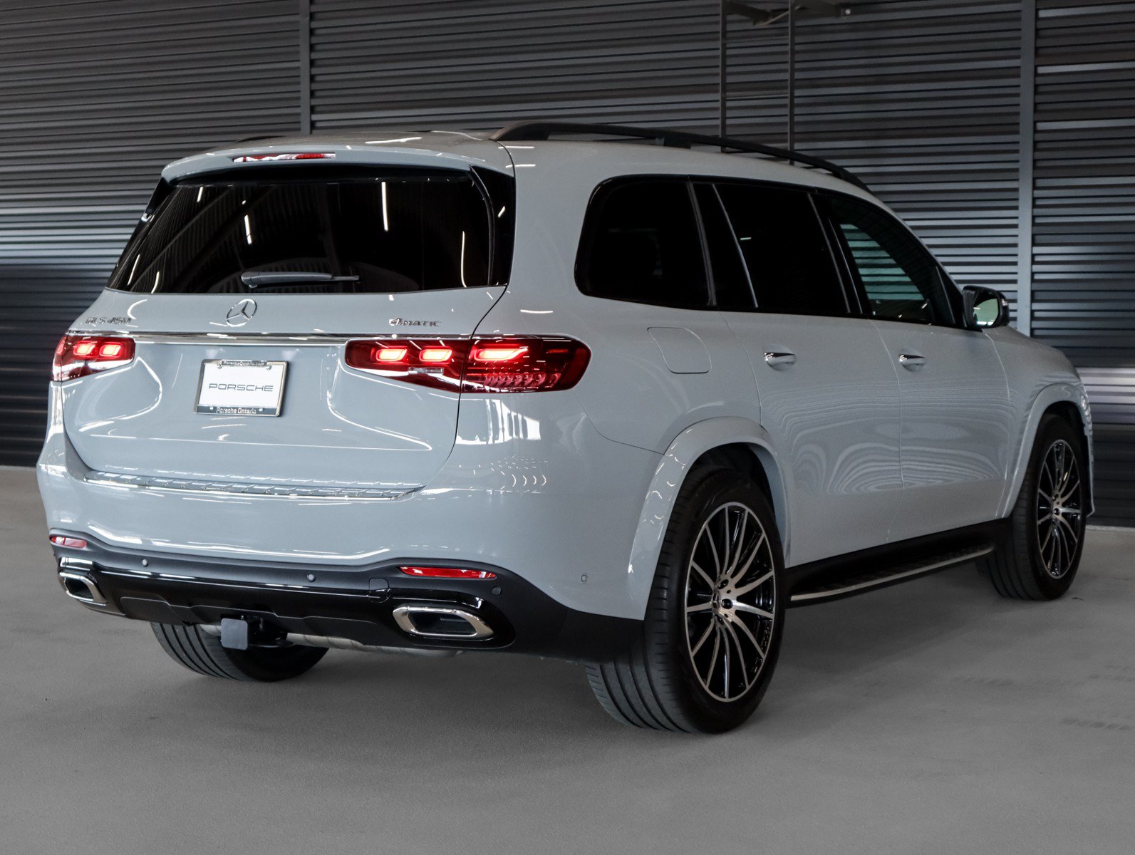 Used 2026 Mercedes-Benz GLS 450 4MATIC image 13