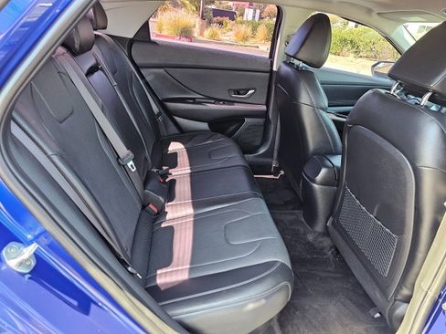 Used 2023 Hyundai Elantra Limited FWD image 24