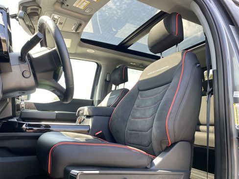 Used 2024 Ford F250 Lariat w/ Lariat Ultimate Package image 7