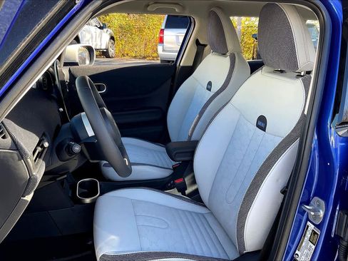 Used 2025 MINI Cooper S image 7