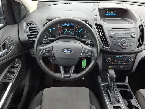Used 2018 Ford Escape SE image 11