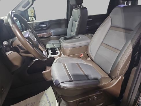 Used 2020 GMC Sierra 2500 Denali w/ Denali Ultimate Package image 18