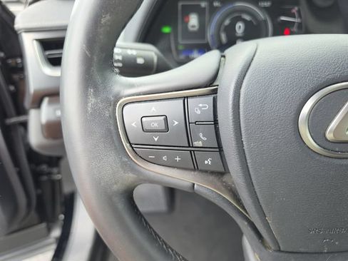 Used 2023 Lexus UX 250h FWD w/ Accessory Package (Z1) image 39
