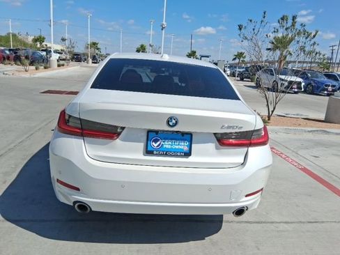 Used 2024 BMW 330e w/ Convenience Package RWD image 5