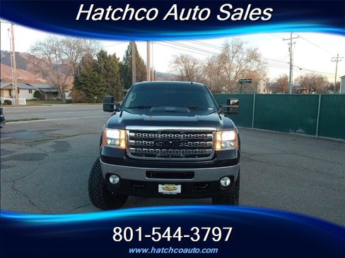 Used 2014 GMC Sierra 3500 SLE w/ SLE Preferred Package image 8