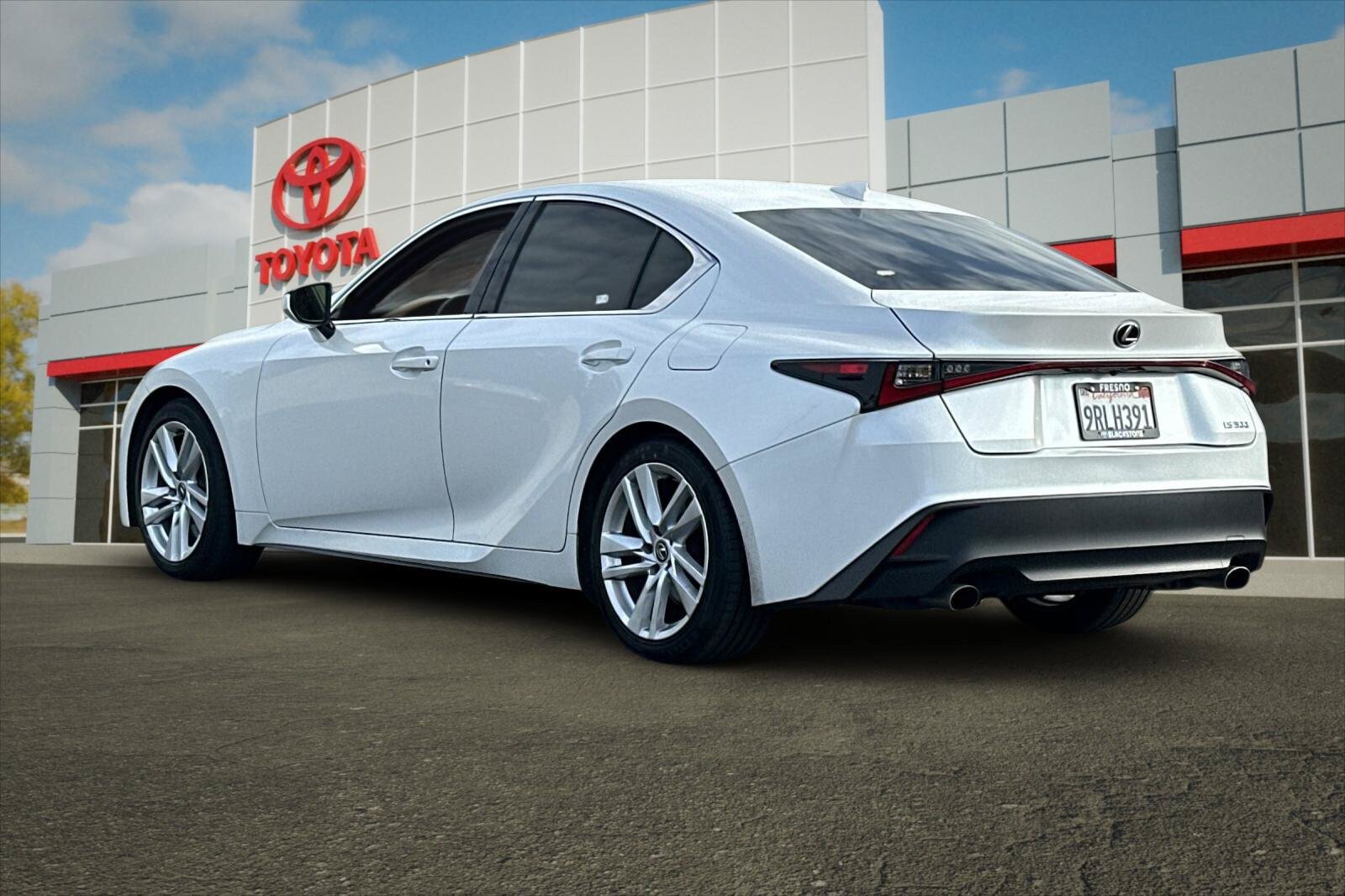 Used 2024 Lexus IS 300 w/ Comfort Package RWD image 5