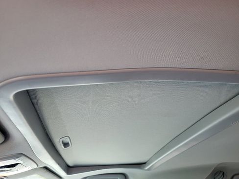 Used 2017 Toyota Sienna XLE w/ XLE Navigation Package AWD/4WD image 29