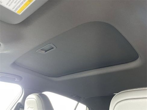 New 2025 Buick Envista Avenir image 21