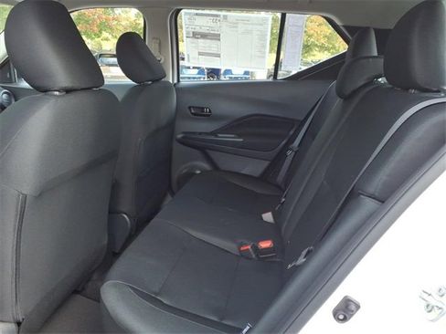 New 2025 Nissan Kicks Play S image 7
