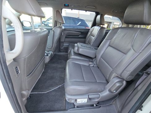 Used 2013 Honda Odyssey Touring image 8