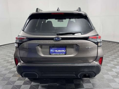 Certified 2025 Subaru Forester Limited AWD/4WD image 9