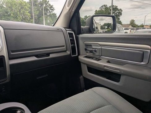 Used 2020 RAM 1500 Classic SLT RWD image 16