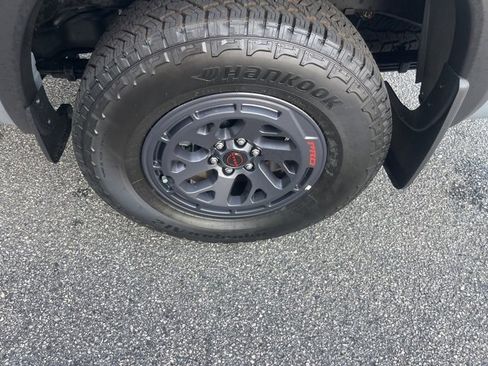 New 2025 Nissan Frontier PRO-4X w/ Interior Protection Package image 31