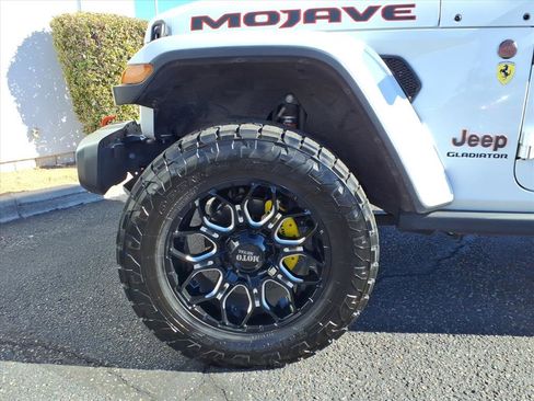 Used 2020 Jeep Gladiator Mojave image 9