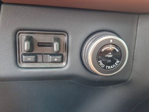 New 2026 Lincoln Navigator L Reserve image 25