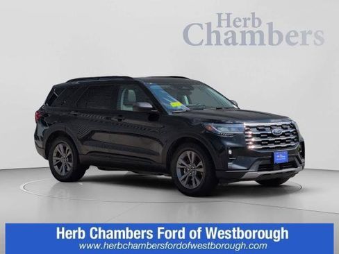 Certified 2025 Ford Explorer Active w/ Active Comfort Package AWD/4WD image 1