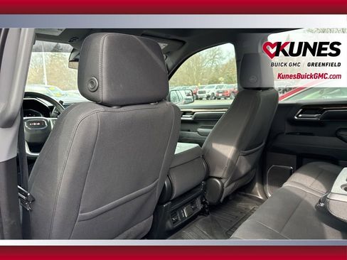 Used 2024 GMC Sierra 1500 Elevation image 35