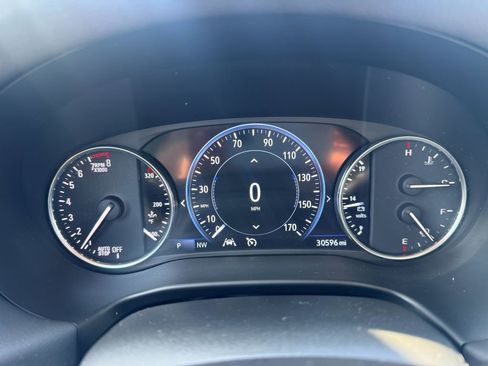 Used 2022 Buick Enclave Avenir image 12