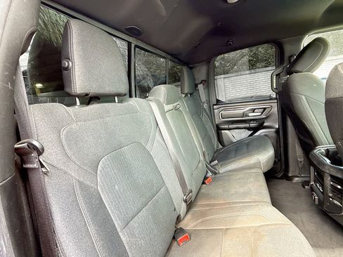 Used 2019 RAM 1500 Big Horn AWD/4WD image 30